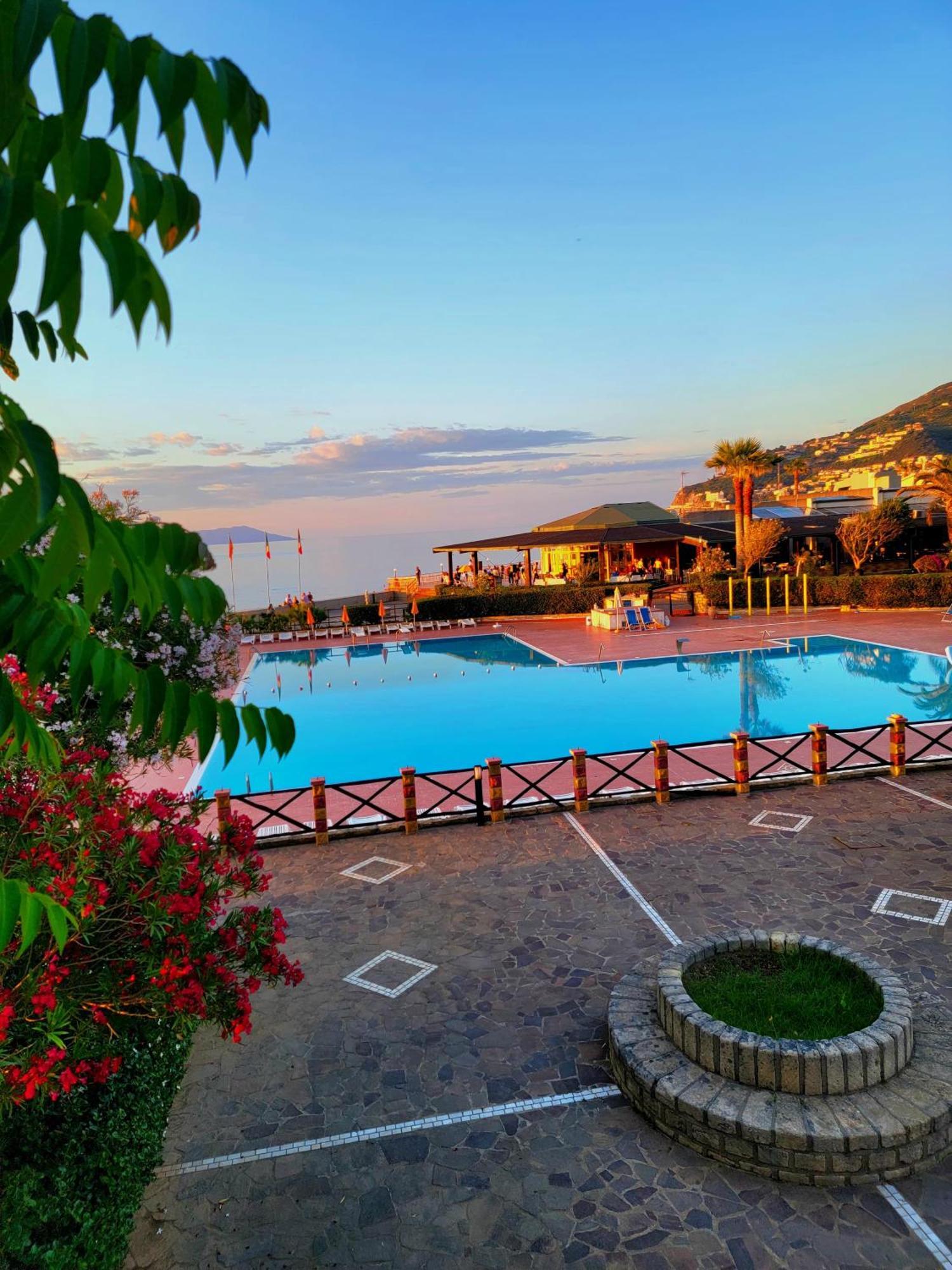 Villaggio Hotel Club Calanovellamare Piraino Eksteriør bilde